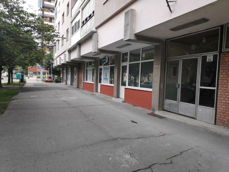 Koelcsey Apartman Apartment Szekszárd Exterior photo